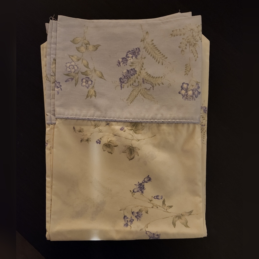 Vintage Laura Ashley Std Pillowcase/Shabby chic Bedding